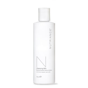 Nutriance Organic Cleansing Milk 150 ml bottle